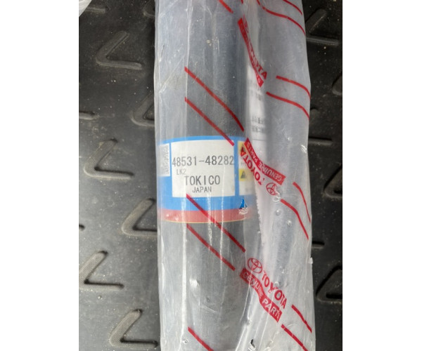 Амортизатор задній лівий / правий Lexus RX270, RX350, RX450H 48531-48282 — купуйте за вигідною ціною в Києві, Україні - toyox.com.ua
