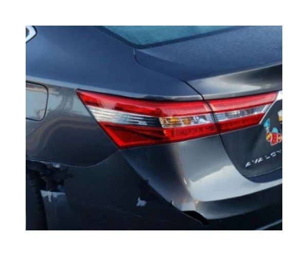 Ліхтар задній лівий Toyota Avalon 81560-07070