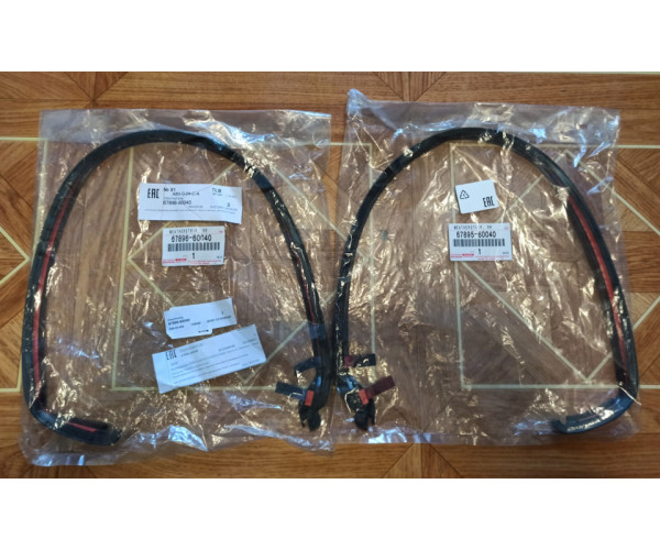 Ущільнювач задніх лівих дверей Toyota Land Cruiser Prado 150 / Lexus GX400, GX460 67896-60040 — купуйте за вигідною ціною в Києві, Україні - toyox.com.ua