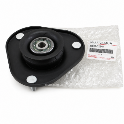 Оригінальна опора передньої стійки Toyota Corolla Auris 48609-02240 з підшипником Опора переднього амортизатора Toyota 48609-02240 — загальний вигляд