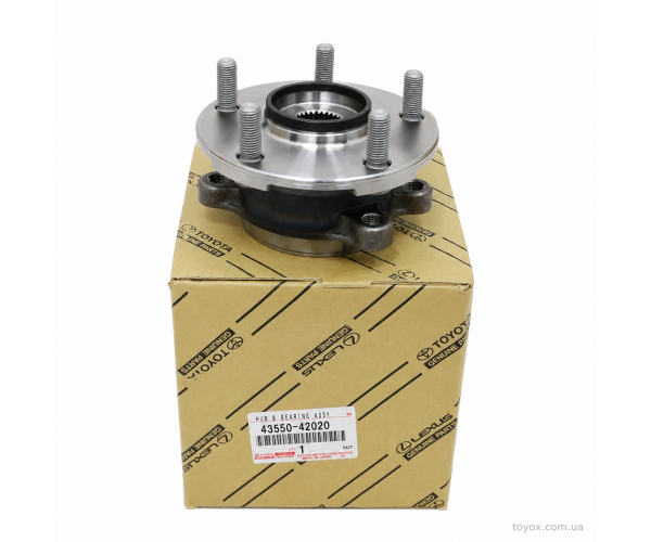 Передня маточина Toyota 43550-42020 у зборі з підшипником на білому фоні