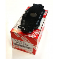 Колодки гальмівні передні комплект Lexus IS, IS250C 04465-53040