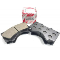 Колодки гальмівні передні комплект Toyota Tundra, Sequoia, Land Cruiser 200 / Lexus LX 04465-YZZF8
