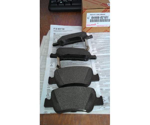 Колодки гальмівні задні комплект Toyota Corolla, Auris, Yaris, Verso-S / Scion xB 04466-02181 — купуйте за вигідною ціною в Києві, Україні - toyox.com.ua