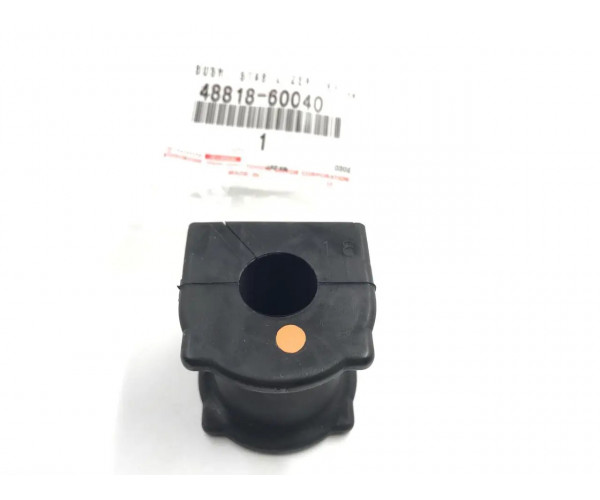Втулка заднього стабілізатора Toyota 4Runner / Land Cruiser Prado 150 48818-60040 — купуйте за вигідною ціною в Києві, Україні - toyox.com.ua