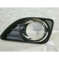 Заглушка переднього бампера, ліва TOYOTA 5204033010 Заглушка переднього бампера, ліва TOYOTA 5204033010