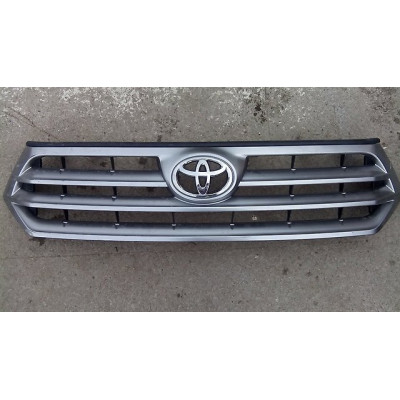 Решітка радіатора TOYOTA 5310148360 Решітка радіатора TOYOTA 5310148360