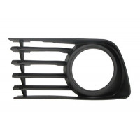 Решітка бампера переднього TOYOTA 5311247030 Решітка бампера переднього TOYOTA 5311247030