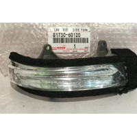 Ліхтар повороту на крилі правому TOYOTA 8173060120