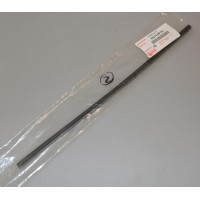 Резинка склоочисника права Toyota 8521453090