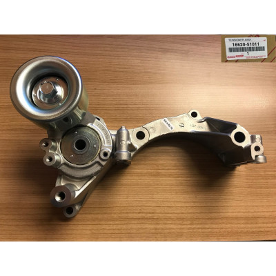 Натяжний ролик Toyota 1662051011- купуйте за вигідною ціною в Києві, Україні - toyox.com.ua