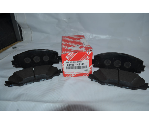 Колодки передні гальмові, комплект Toyota 0446542180- купуйте за вигідною ціною в Києві, Україні - toyox.com.ua