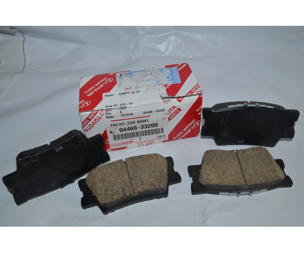 Колодки задні гальмові комплект Toyota Camry 40 50 Lexus ES 0446633200- купуйте за вигідною ціною в Києві, Україні - toyox.com.ua