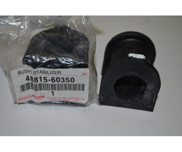 Втулка переднього стабілізатора Toyota 48815-60350 / 48815-60180 для Land Cruiser Prado 120, 4Runner, FJ Cruiser, Hilux Surf — купуйте за вигідною ціною в Києві, Україні - toyox.com.ua